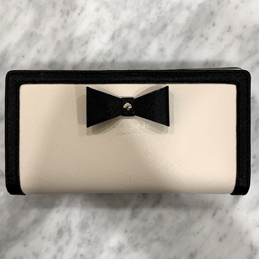 Kate Spade wallet - with bow